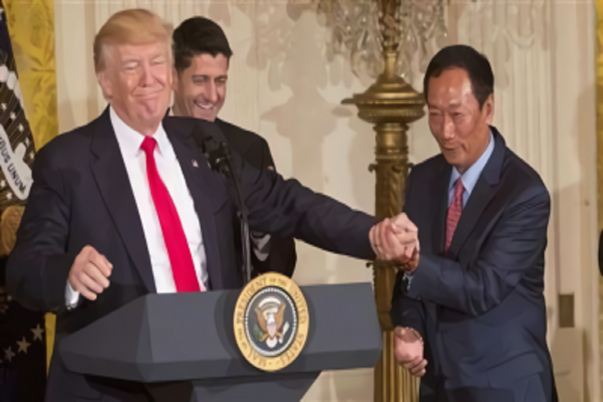 ▲鴻海集團董事長郭台銘曾經承諾在美國創造大量就業機會。（圖／翻攝自王皓宇臉書）