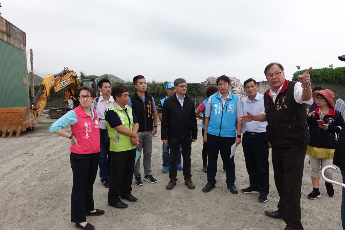 ▲花蓮市垃圾問題日益嚴重，立委蕭美琴日前邀集環保署及相關單位一同討論如何解決垃圾問題。（圖／蕭美琴辦公室提供）