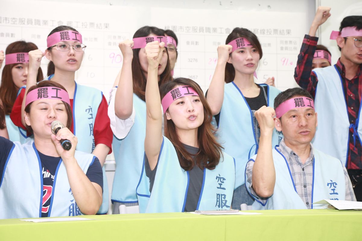 ▲長榮空服員為期 17 天的罷工終於在日前順利落幕。（圖／記者葉政勳攝，NOWnews資料照片）
