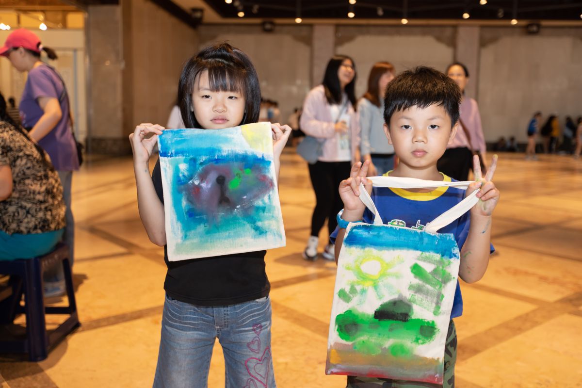 ▲基隆海洋老鷹嘉年華假日文創手作ＤＩＹ體驗活動超級搶手。（圖／基隆市政府提供）