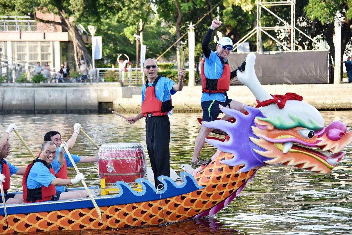 ▲韓國瑜六月時才因反送中議題回答失當挨轟，現在換他以此議題質疑蔡英文。（圖／高市府提供）