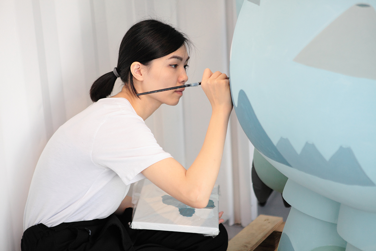 ▲包大山是個勇於追尋自我的女孩，當年毛遂自薦開始了插畫接案之路。（圖／包大山提供）