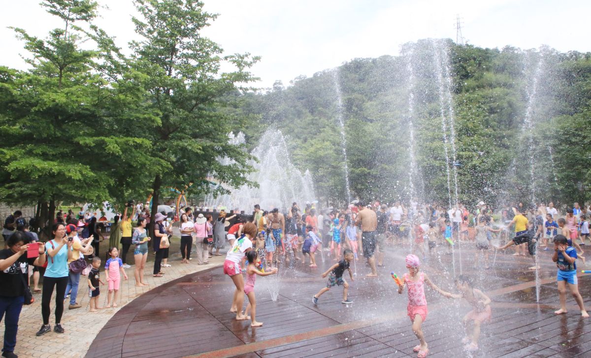 ▲暖暖親水公園名列全台十大免費戲水景點。（圖／基隆市政府提供）