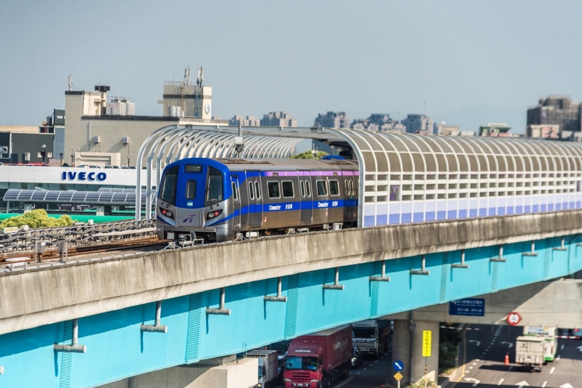 ▲六都中港澳人士最愛落腳的城市為新北市，設籍在台中市則有最高增幅。圖為機場捷運站。（示意圖／資料照片）