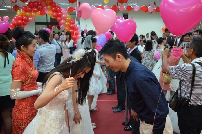 「2019愛你永久」攜手步紅毯　集團結婚24日開始報名
