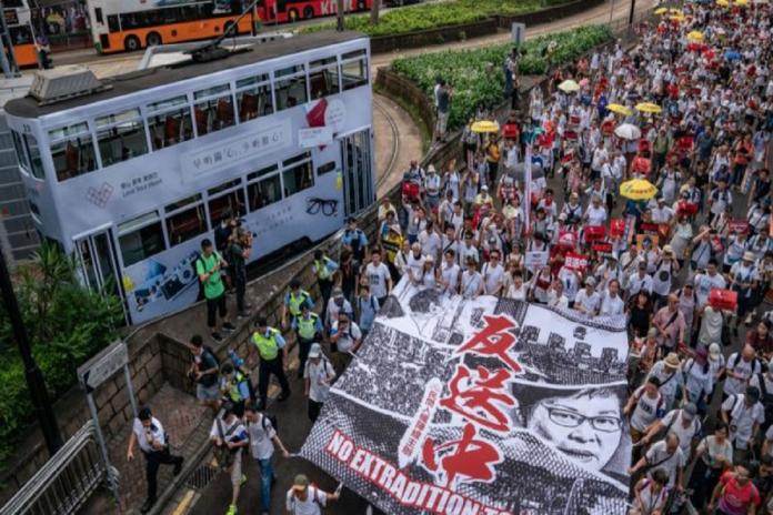 ▲香港 9 日的「反送中」大遊行，各國媒體都有大篇幅報導，但中國大陸的主要媒體卻幾乎沒有任何報導。（圖／翻攝自 Anthony Kwan Getty Images ）