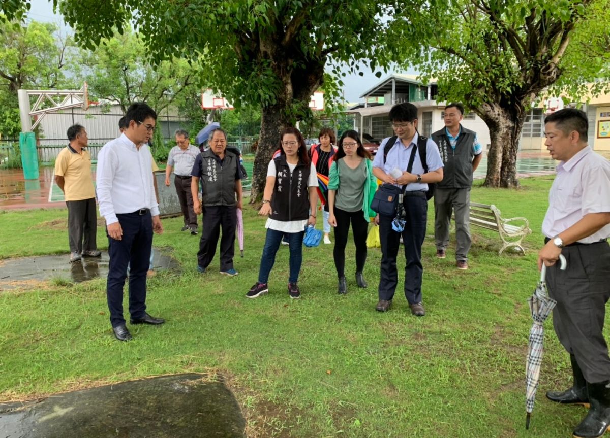 ▲立委劉建國邀相關部會實勘雲林縣多所國中小運動設施。（圖／記者簡勇鵬攝，2019.06.11）