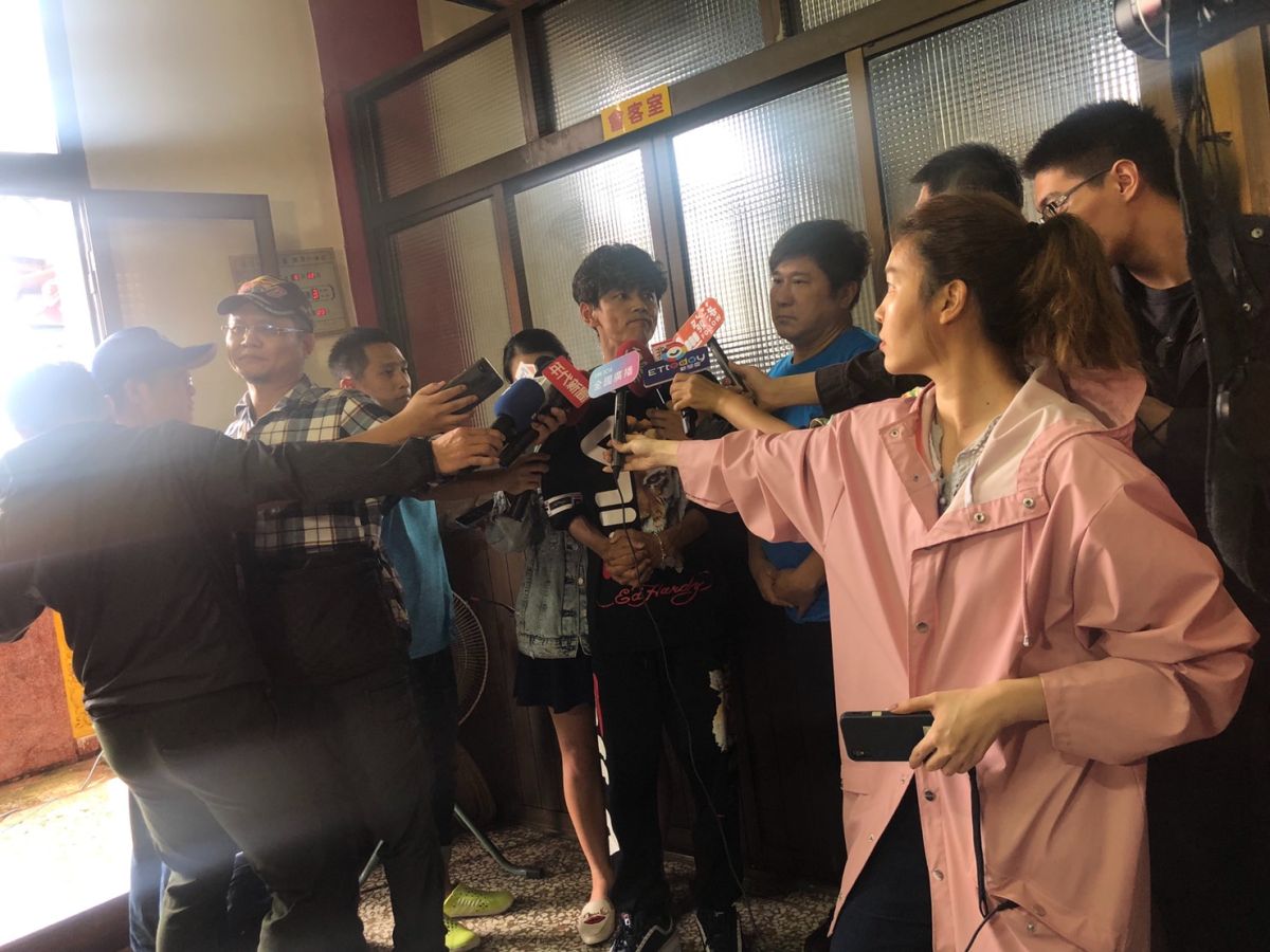 ▲阿翔（左圖）認了出軌謝忻。（圖／臉書）