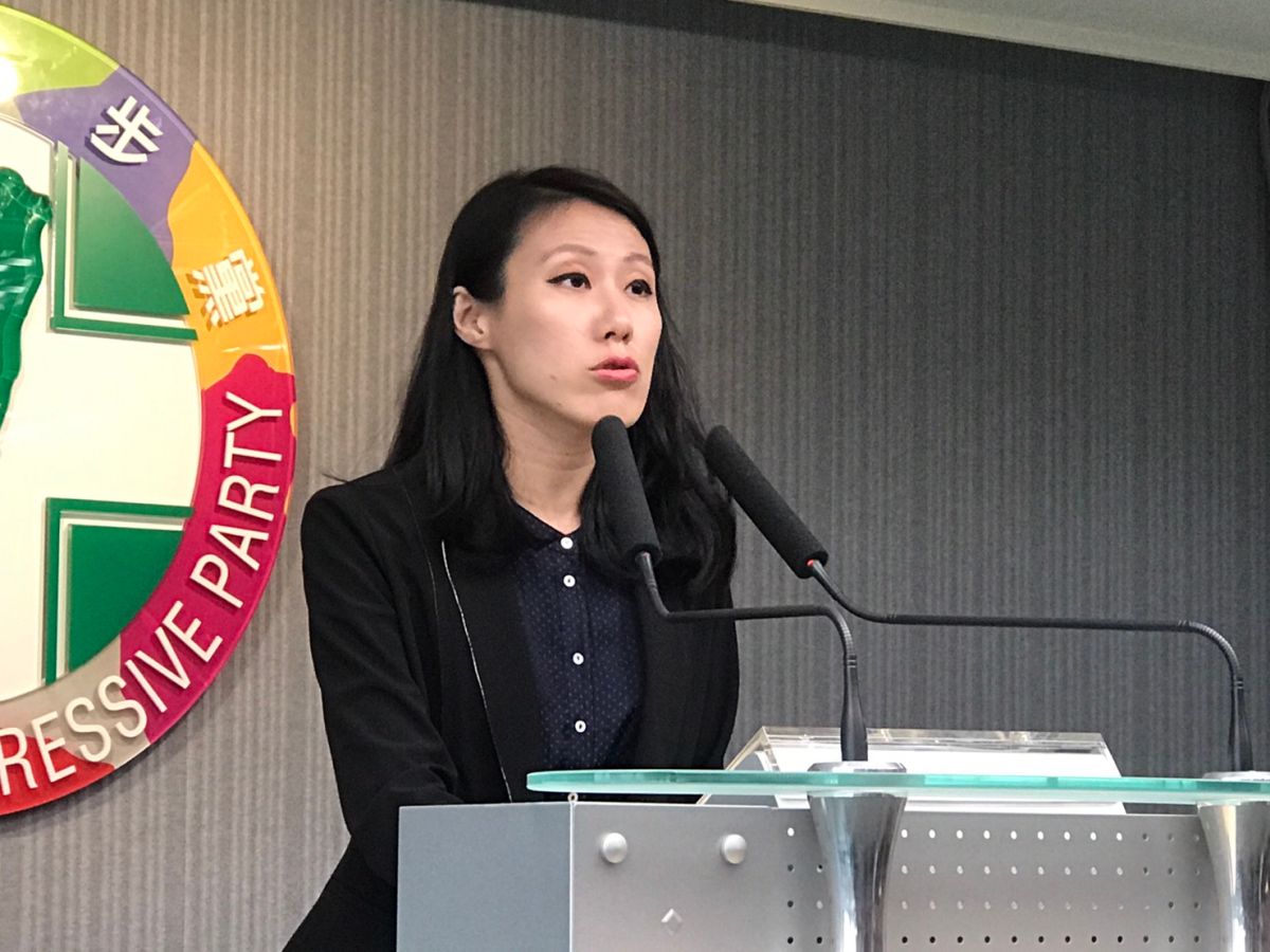 民進黨總統初選今（12）日進入最後階段，今天晚上如果民調樣本數達到上限的15000份，明天上午10點半就將進行民調樣本數量開封儀式，結束後代表民進黨參選的2020總統候選便隨即產生。（圖／記者林人芳攝，2019,06,12)