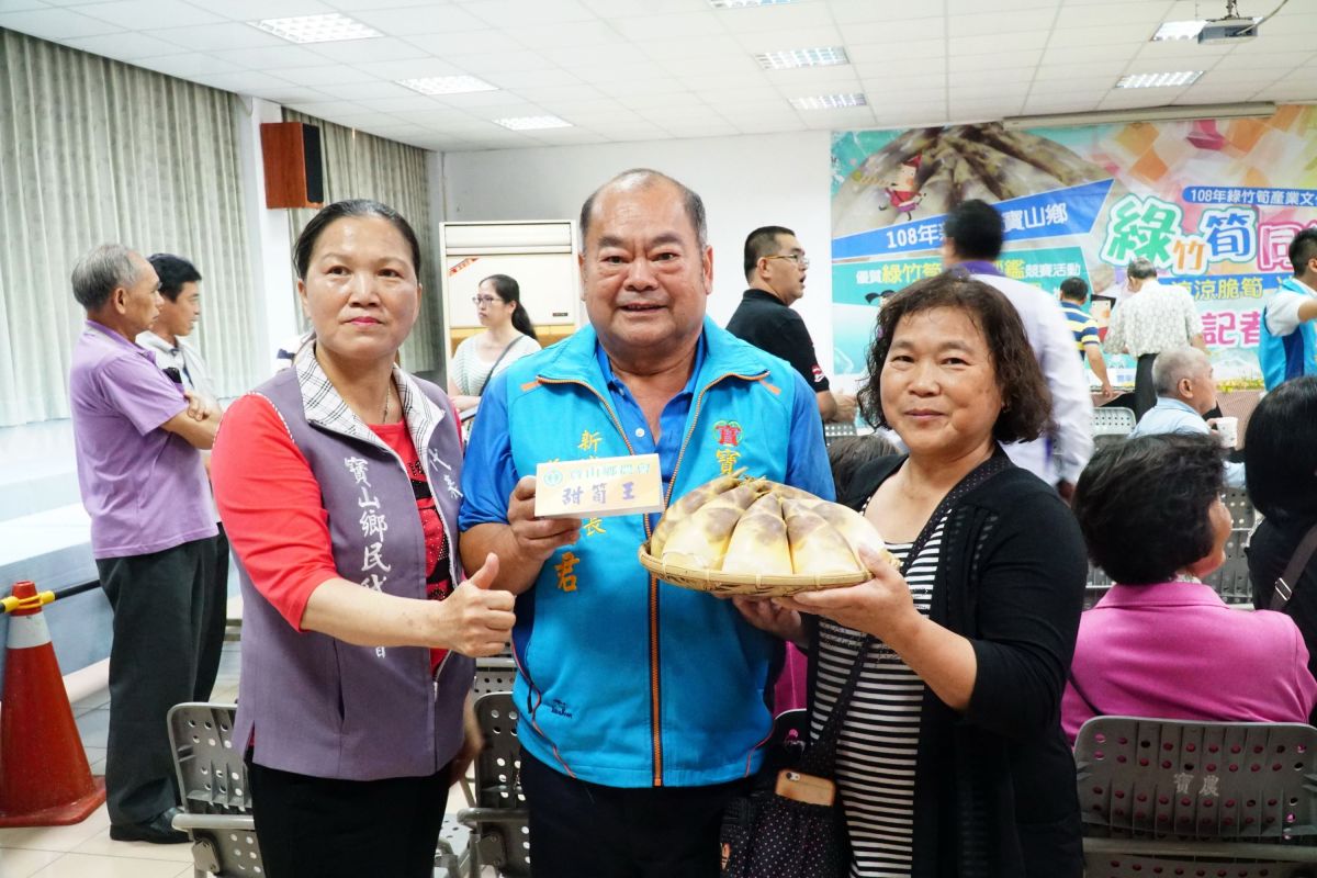 ▲林鳳琴以甜度高達7.4的綠竹筍，奪下「甜筍王」美譽。（圖／新竹縣政府提供）