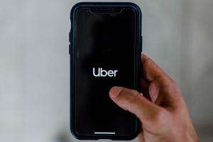 外媒揭Uber擬收購訂房旅遊巨擘Expedia　打造一條龍超級App
