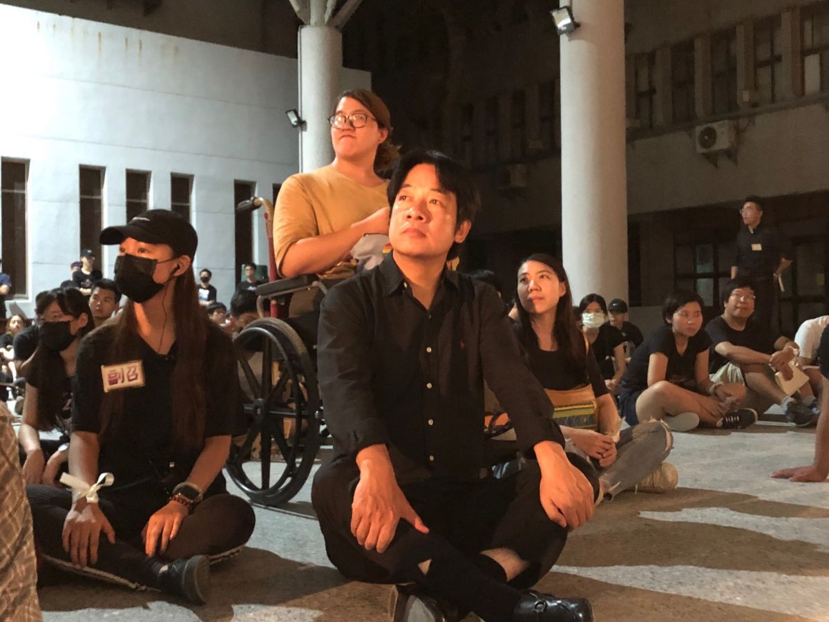 ▲前行政院長賴清德低調現身台南大學反送中活動。（圖／記者陳聖璋攝，2019.06.15）