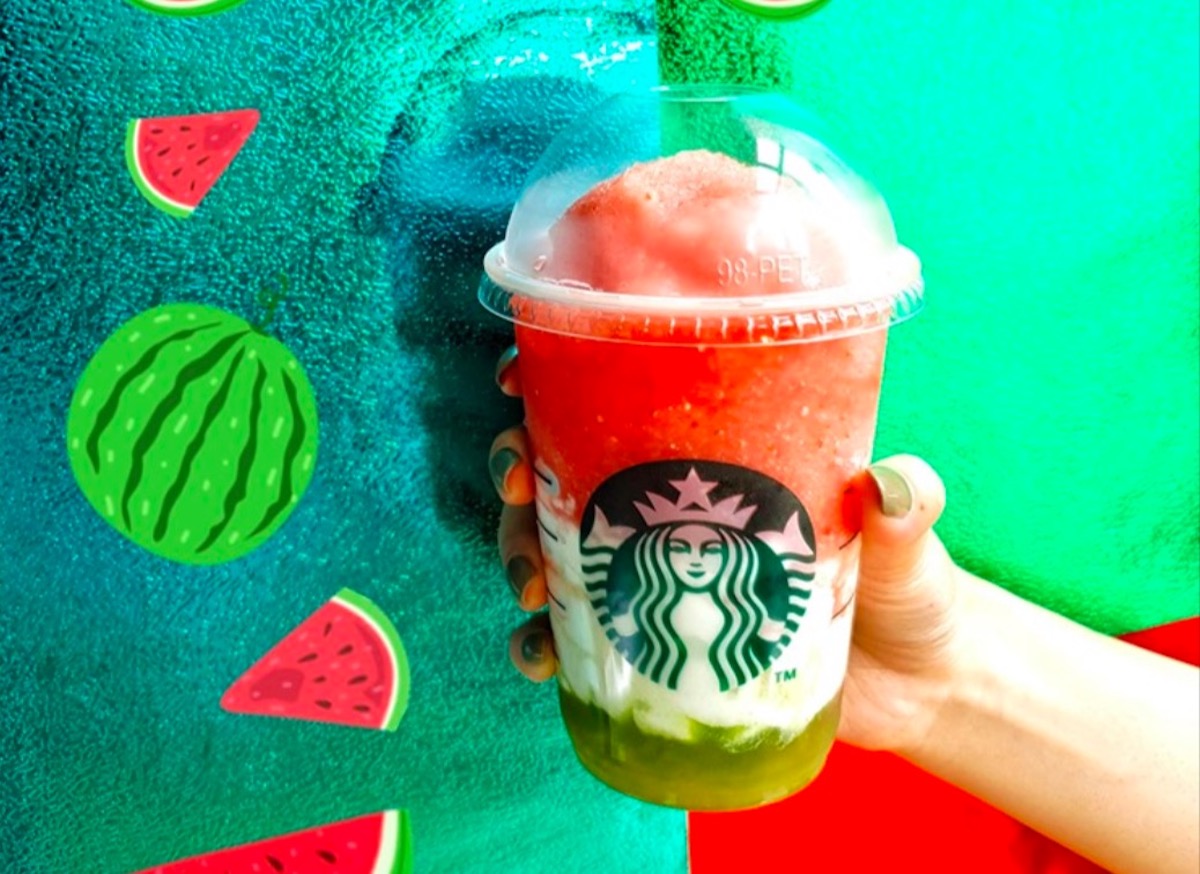 ▲星巴克人氣商品「星冰樂」趁著炎炎夏日推出新的限定口味，其中「西瓜荔枝蘆薈星冰樂」顏色繽紛可愛，深受許多網紅喜愛。（圖／翻攝自臉書粉專「星巴克咖啡同好會（Starbucks Coffee）」）