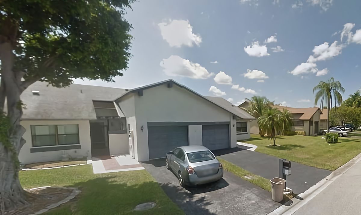 ▲法拍「別墅」的街景圖。（圖／翻攝自每日郵報）