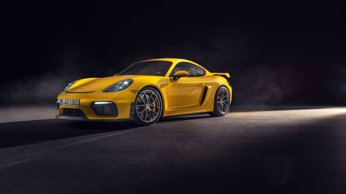 ▲保時捷發表全新的718系列超跑，圖為718 Cayman GT4。（圖／Porsche AG提供）