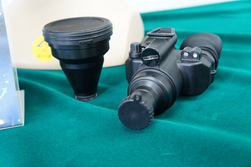 ▲由軍備局401廠研發的TS96雙眼單筒夜視鏡。（資料照／記者呂炯昌攝）