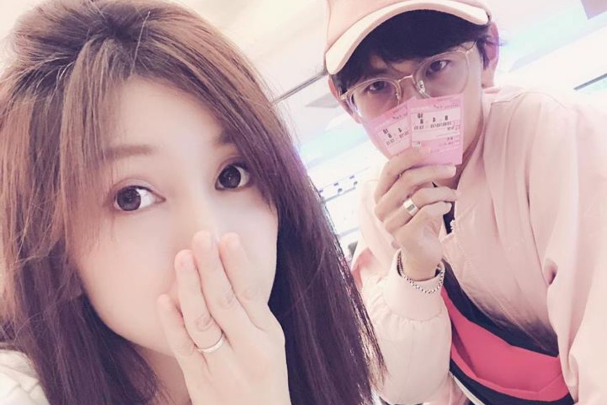 ▲Grace（左）與阿翔育有2女1男。（圖／臉書）