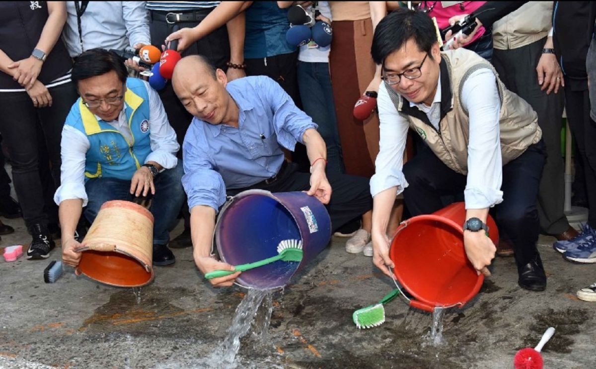 ▲對於韓國瑜近日連續遭學生砲轟一事，陳其邁表示，希望韓市長能再斟酌一下選總統這件事。（圖／記者郭凱杰攝）