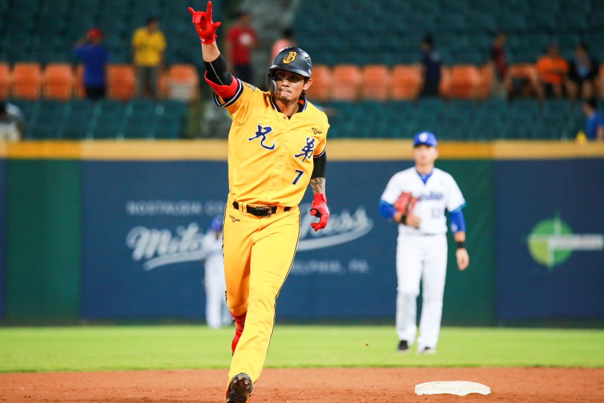 ▲中信兄弟外野手張志豪敲出逆轉全壘打。（圖／記者葉政勳攝 , 2019.06.19）