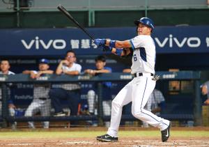 ▲前職棒安打王「花花」張正偉在2023年正式引退後，徹底卸下球星光環。（圖／記者葉政勳攝 ）