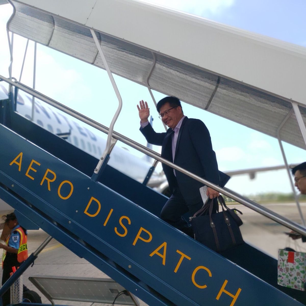 ▲林佳龍將返台坐鎮。（圖／擷取自林佳龍臉書）