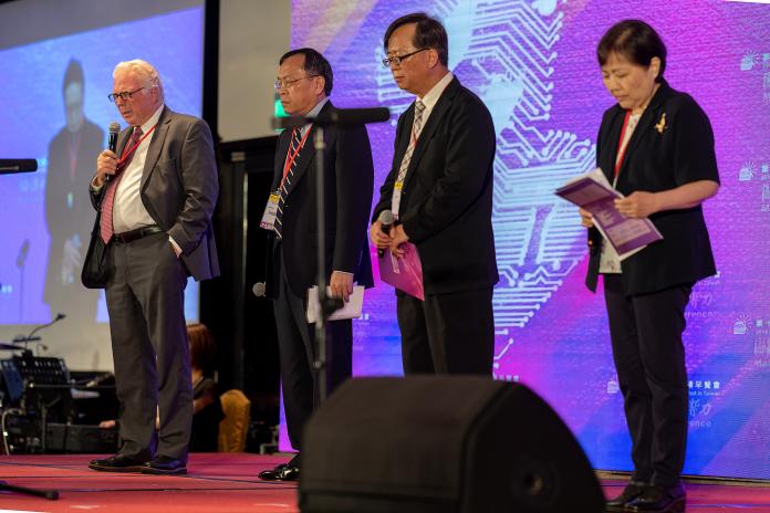 總統蔡英文21日早上出席基督教舉辦的國家祈禱早餐會，為台灣祈福。（圖／總統府提供）