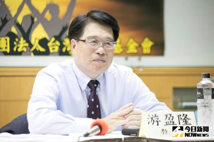 ▲游盈隆4日也點名，即將接任駐歐盟代表的謝志偉近日頻繁發文批評他，指對方是存心找碴。（圖／摘自游盈隆臉書）