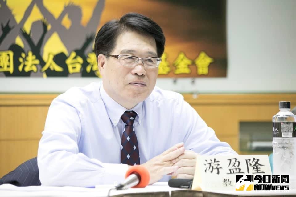 ▲游盈隆4日也點名，即將接任駐歐盟代表的謝志偉近日頻繁發文批評他，指對方是存心找碴。（圖／摘自游盈隆臉書）