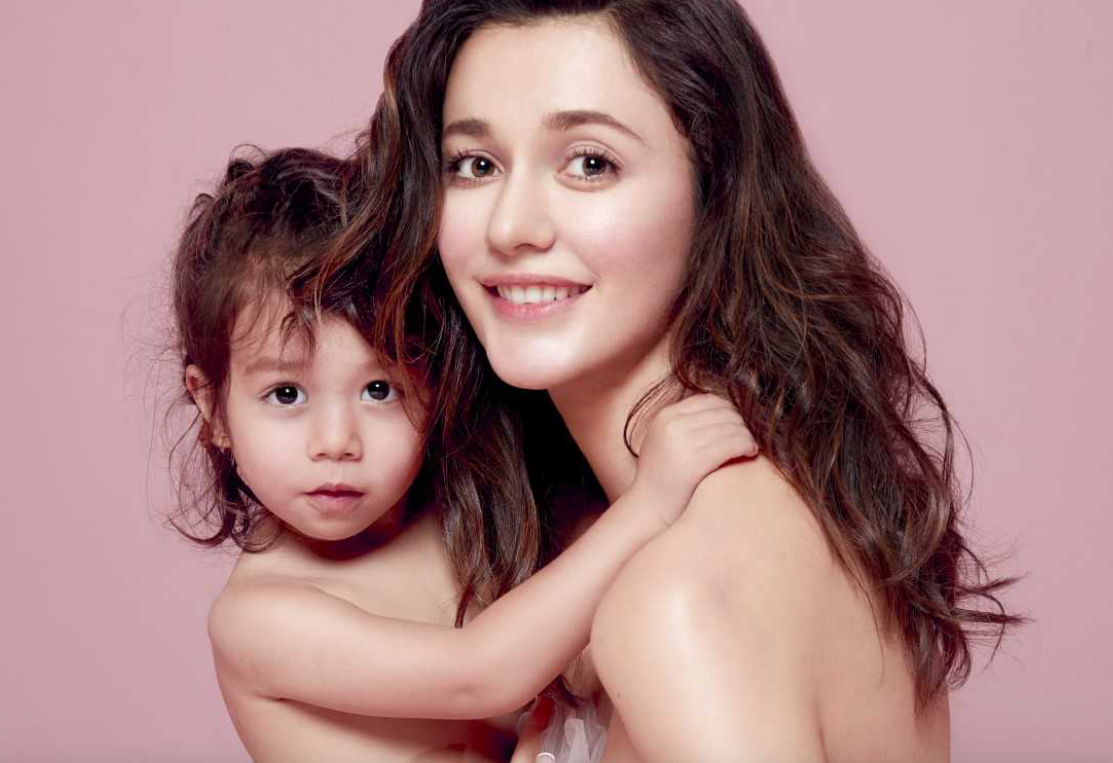 ▲瑞莎前往新加坡，考取國際韻律體操教練。（圖／蓉億娛樂）