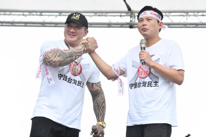 ▲館長稱「台灣人性命是由中國14億人去決定」，黃國昌力挺兄弟稱其是「口直心快」。（圖／NOWNEWS資料照片）