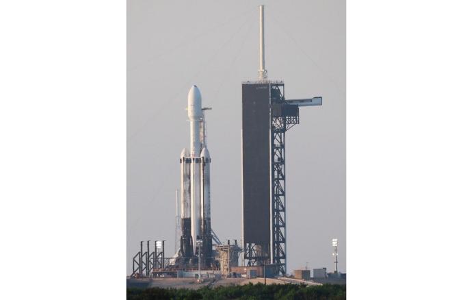 ▲福衛七號衛星於台灣時間 6 月 25 日下午 14 時 30 分，從美國甘迺迪太空中心搭著獵鷹重型火箭（Falcon-Heavy）升空。（圖／翻攝自國家太空中心臉書）