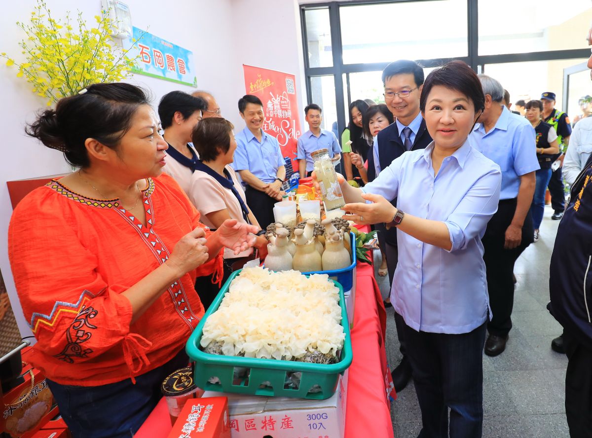 ▲市長盧秀燕率市府團隊到石岡召開行動市政會議。 (圖／柳榮俊攝2019.6.25)