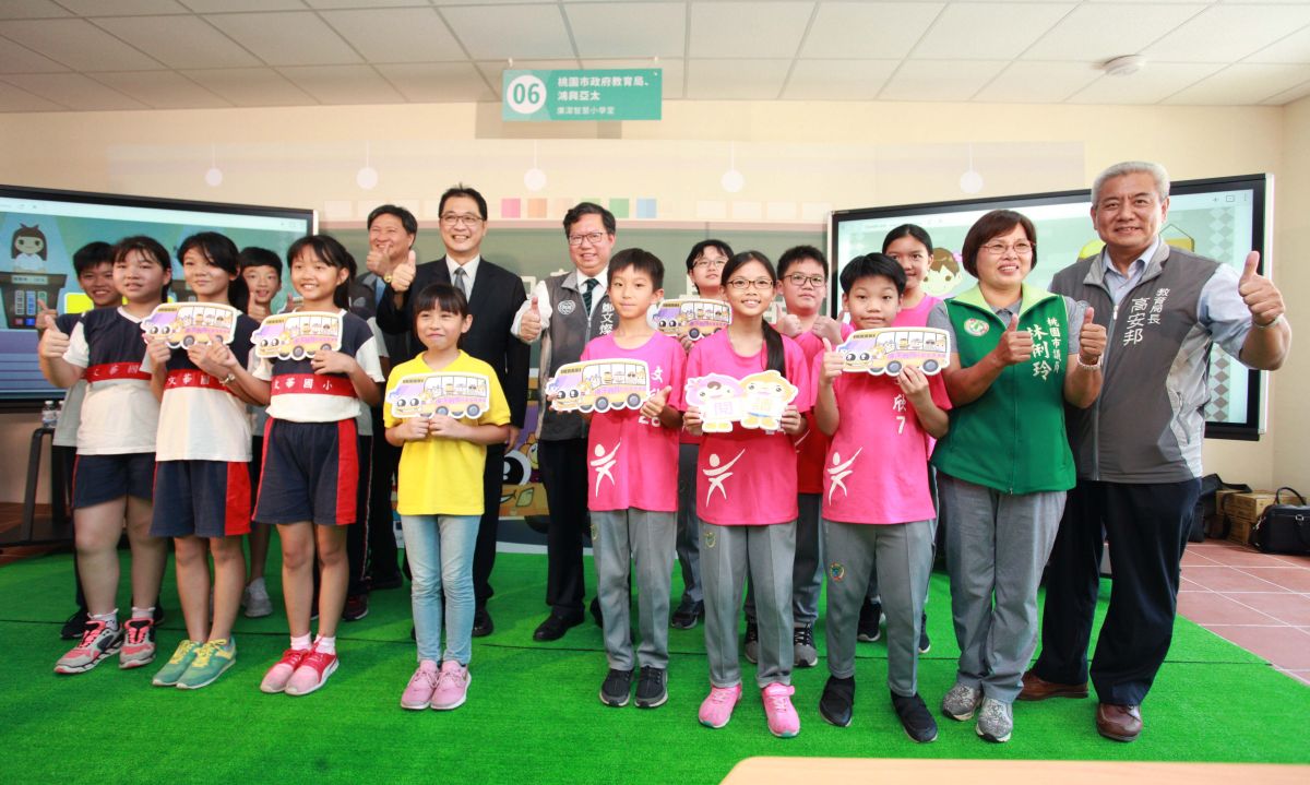 ▲鄭文燦以俗話「細漢偷挽匏，大漢偷牽牛」，意指小時候的小惡習往往形成長大後的不良品格，也正說明了廉潔教育、品格教育從小培養的重要性。（圖／記者李春台攝）