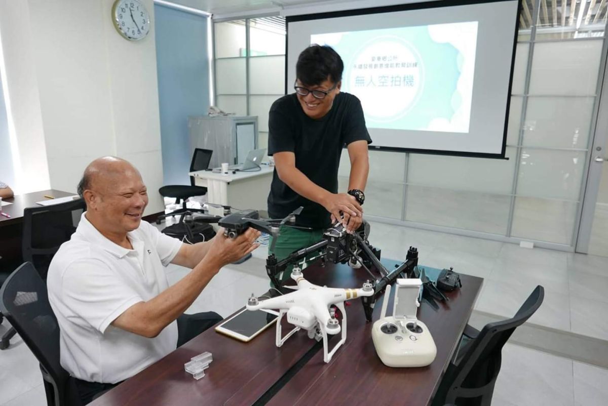▲鄉長蔡長昆將視需求添購各項空拍設備。（圖／記者蘇榮泉攝，2019.06.28）
