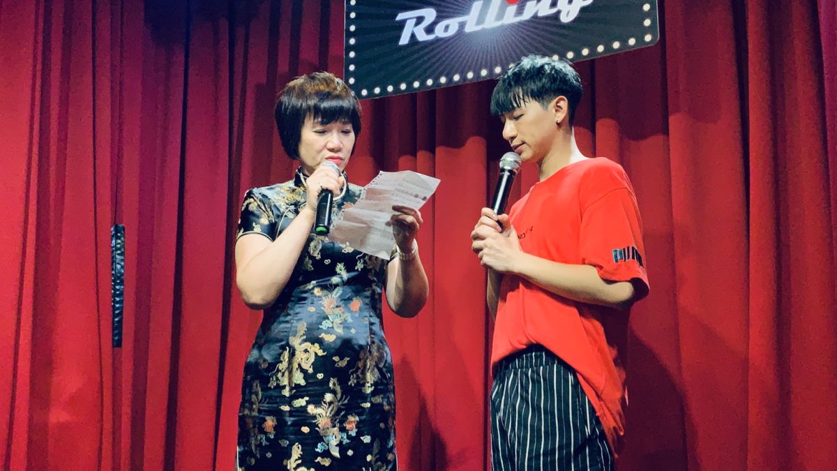 ▲ 嘻小瓜的媽媽驚喜現身。（圖／酷瞧提供）