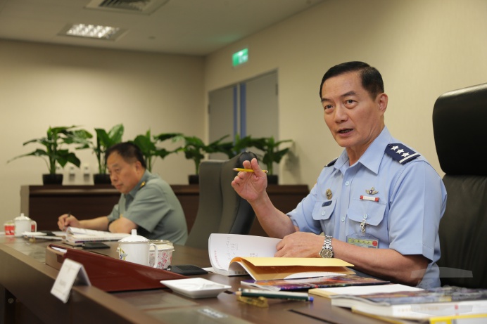 ▲ 副部長沈一鳴上將主持「108年國防報告書」第二次審查會議。（軍聞社記者李忠軒攝）