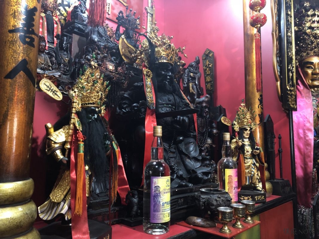 艋舺五福宮霹靂大帝。（圖／記者連宜方攝）