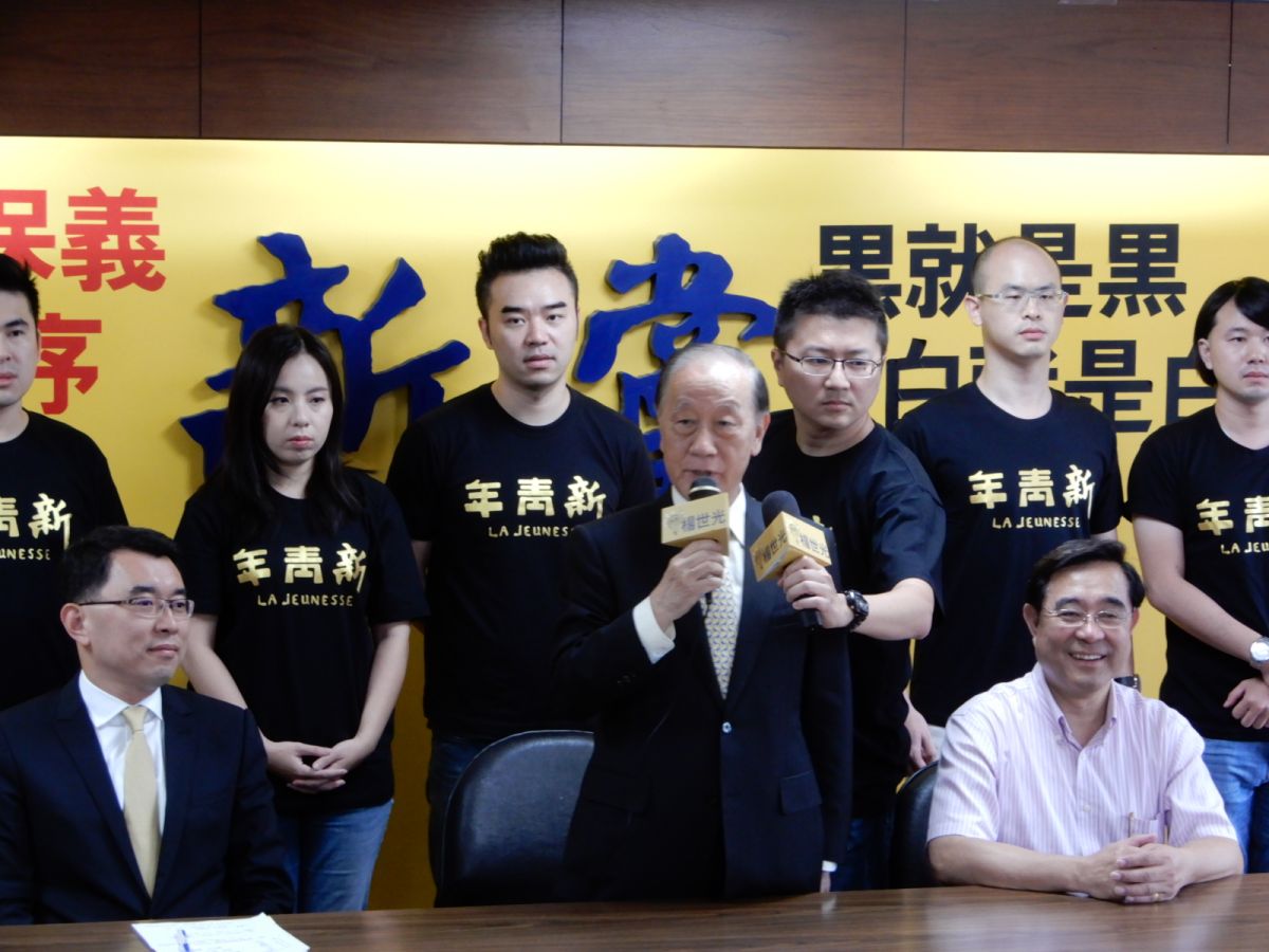 2020年總統大選國新兩黨分裂，新黨主席郁慕明2日宣布推出自己的總統人選楊世光。( 圖 / 記者陳弘志攝，2019.07.02 )
