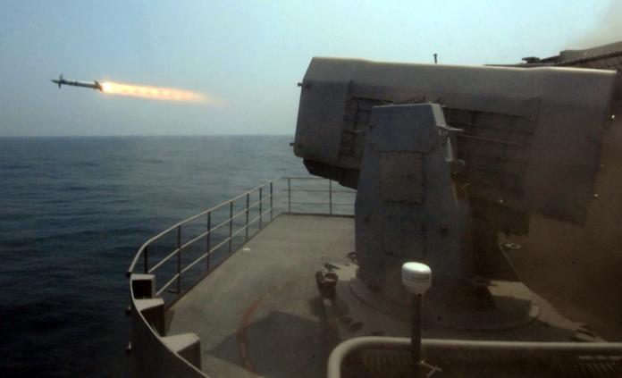 ▲美軍杜魯門號航艦發射海公羊飛彈。（圖／美國海軍）