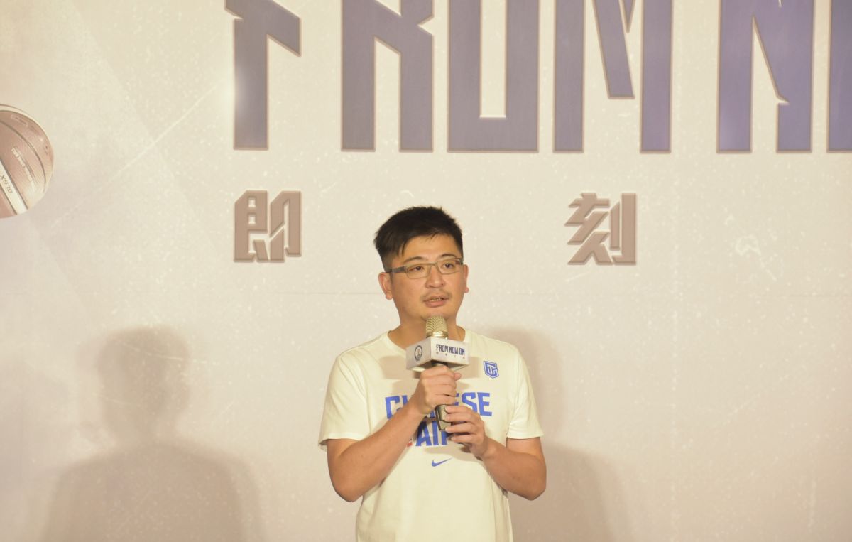 ▲中華民國籃球協會理事長、彰化縣議長謝典林歡迎球迷朋友一來欣賞國際級精彩籃球賽事。（圖／記者陳雅芳攝，2019.07.02）