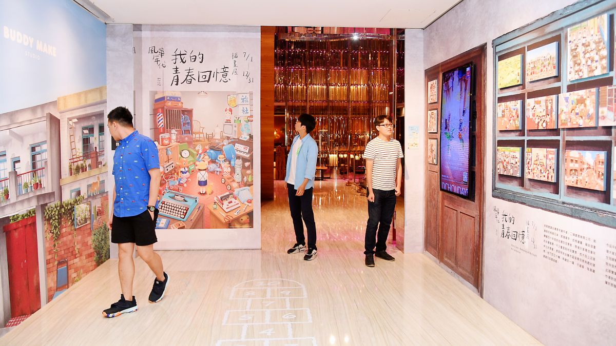 ▲百貨、飯店業者帶民眾感受生活藝術之美。（圖／記者陳美嘉攝）