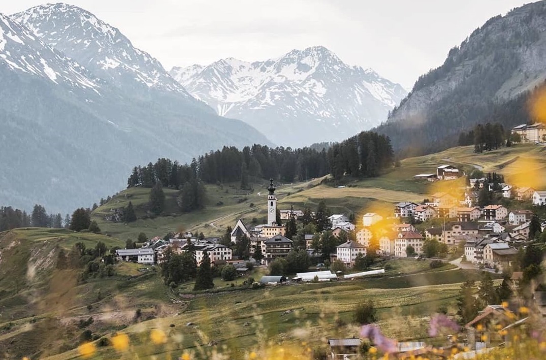 ▲匯豐控股公布 2019 年全球最適合居住與生活的國家排名，瑞士擠下新加坡排名第一。（圖／翻攝自瑞士觀光局 IG ）