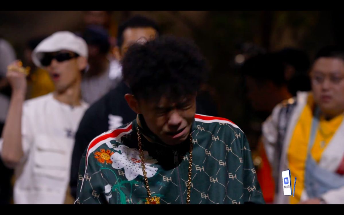 ▲PM小丑在1對1比賽時，比完居然痛哭，讓全場傻眼。（圖／愛奇藝台灣站）