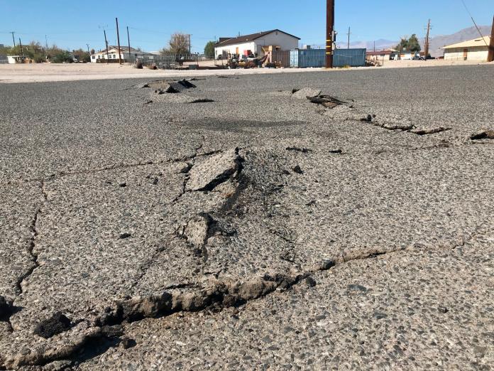 ▲南加州5日再次發生規模6.9強震。（圖／美聯社／達志影像）
