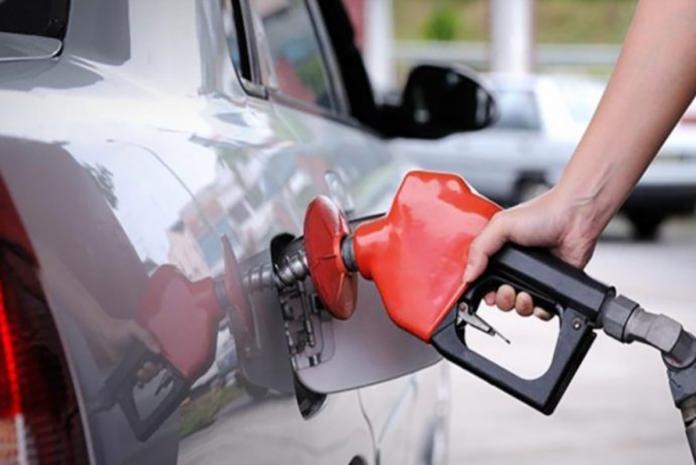 油價再降！汽、柴油價格明起各調降0.9與1.0元
