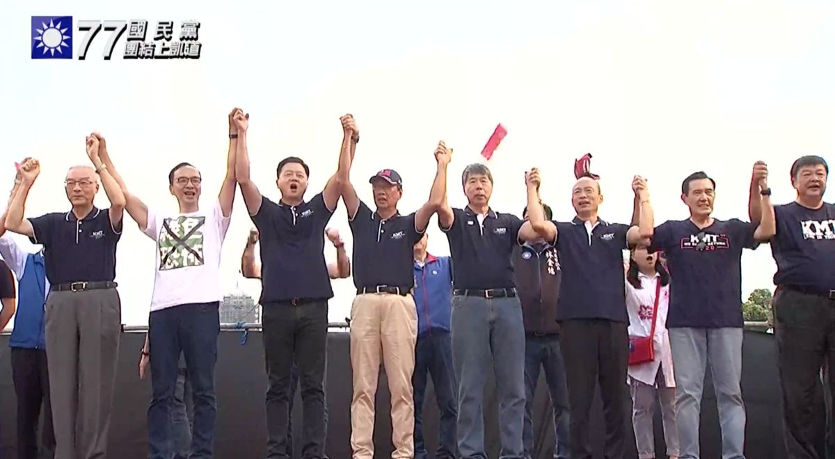 ▲國民黨五名總統候選人7月7日「反鐵籠公投」同台。（圖／林柏年攝, 2019.7.7）