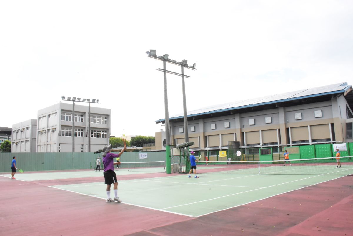 ▲北斗鎮體育會主辦的108年運動i台灣「網球社區聯誼賽」，在北斗國小進行賽事。（圖／記者陳雅芳攝，2019.07.07）