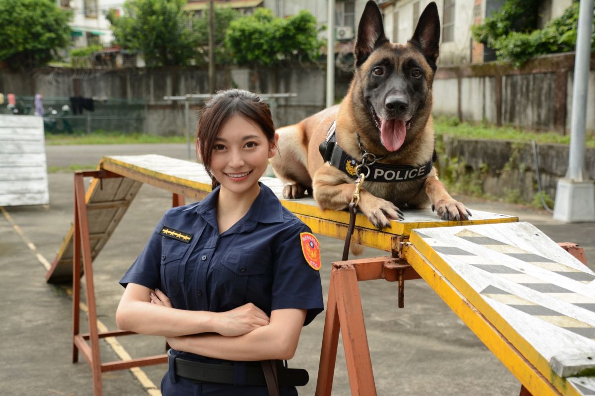 ▲祈錦鈅受邀新北市政府警察局青春專案反毒宣導大使。（圖／固力狗娛樂提供）