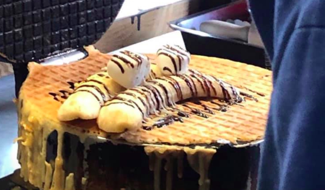 ▲知名香蕉煎餅店廣德家挺罷韓，蔡姓女高中生前往店內消費遭韓粉飆罵去死，也被網路霸凌。（圖／翻攝廣德家臉書）
