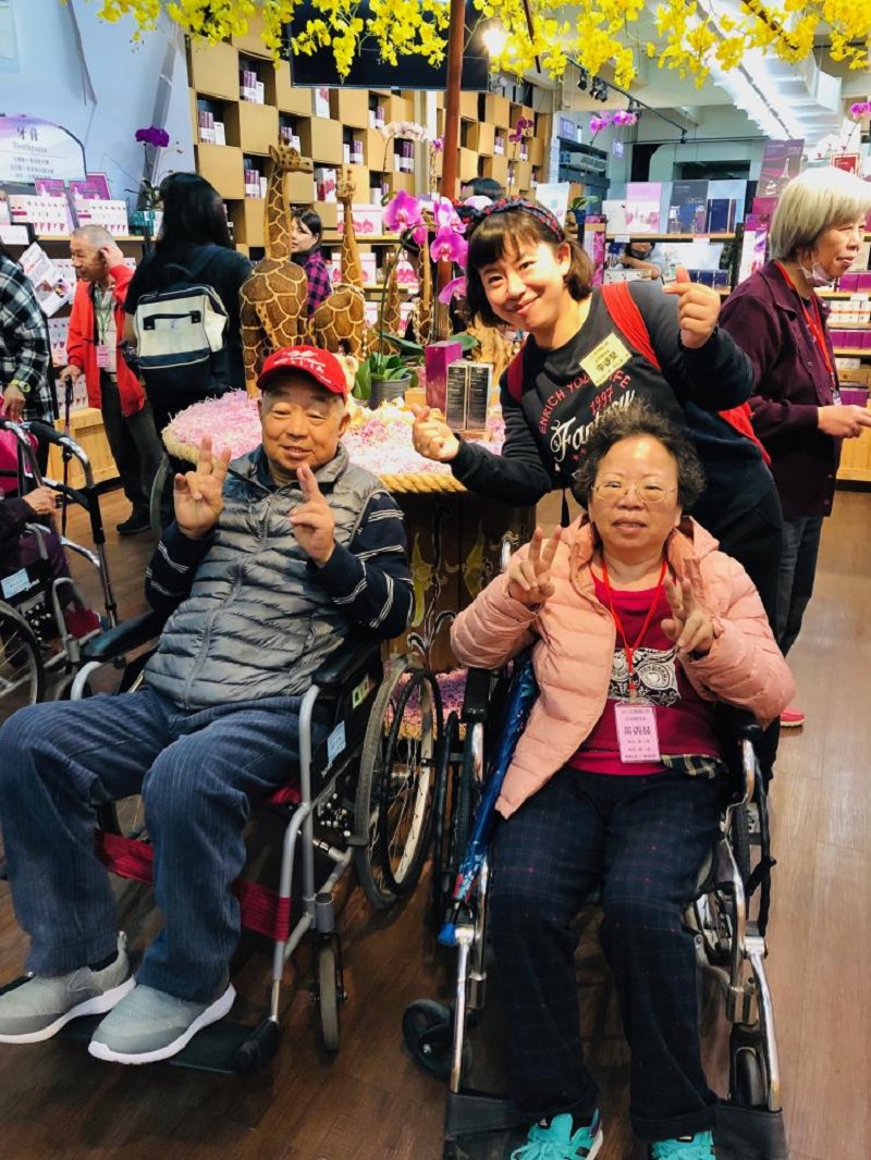 ▲李姿瑩事親至孝，獲全國孝行楷模。（圖／嘉義市政府提供）